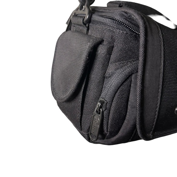 Lowepro Edit 110 Camera Case - Picture 4 of 10